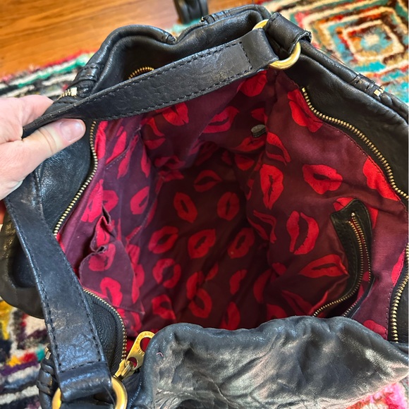 Marc Jacobs black Leola leather hobo bag w/ gold decorative zippers - Picture 11 of 16